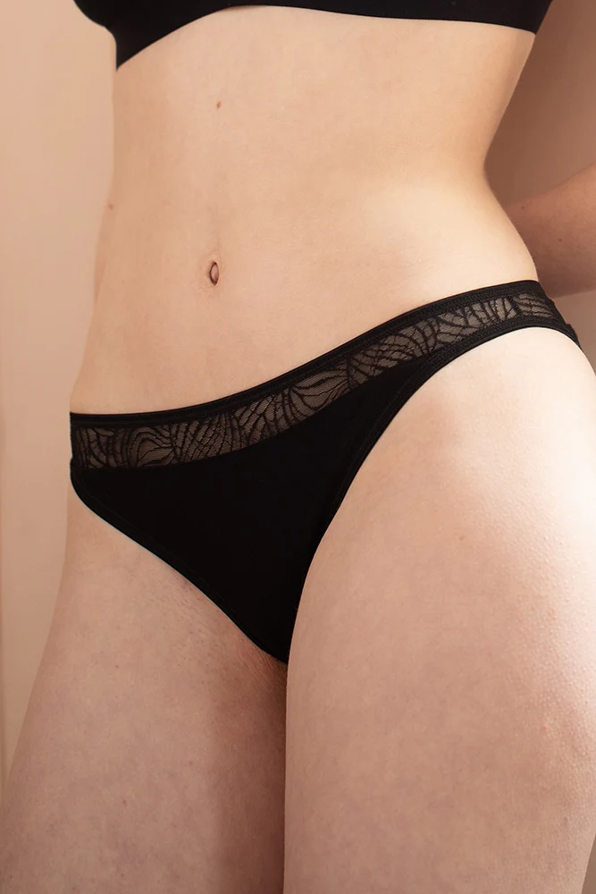 Culottes en coton bio et dentelle